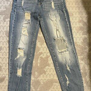 Sneek Peek Women's Distressed Jeans